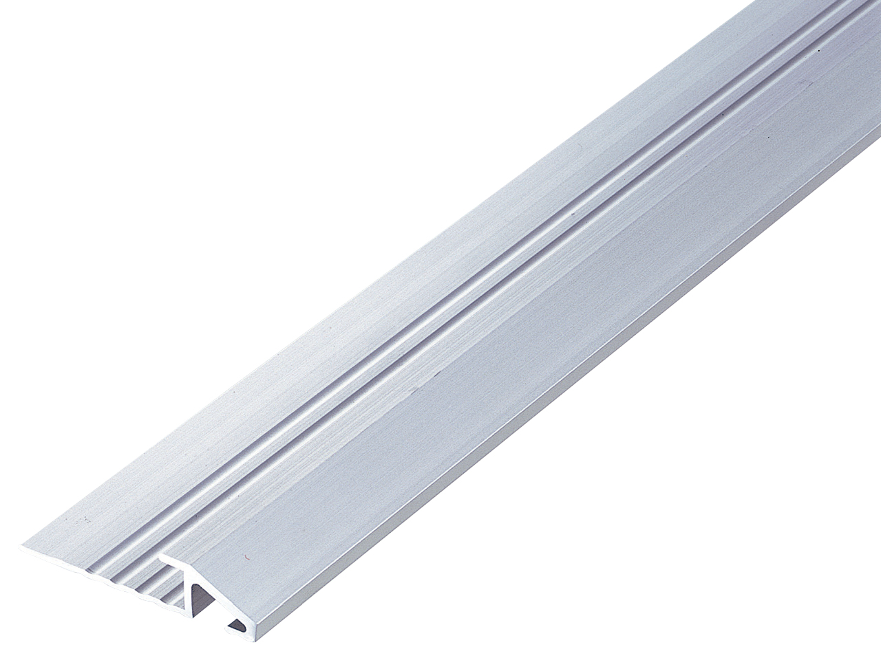 コーナーエッジ 20-403NS シルバー穴有 定尺2M